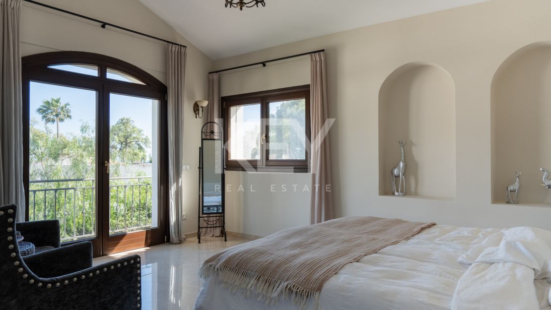 Magnificent Villa with Views in El Rosario, East Marbella