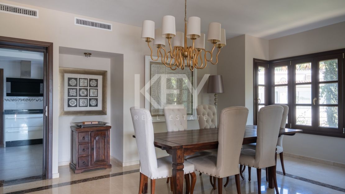 Magnificent Villa with Views in El Rosario, East Marbella