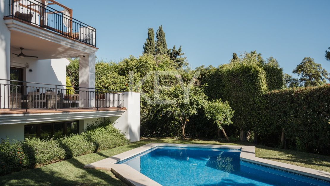 Magnificent Villa with Views in El Rosario, East Marbella
