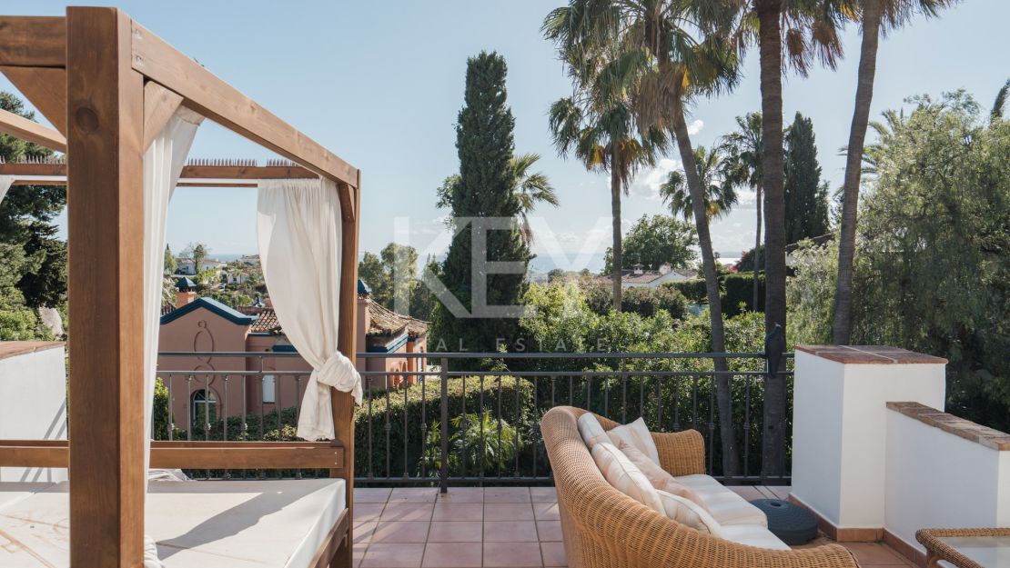 Magnificent Villa with Views in El Rosario, East Marbella