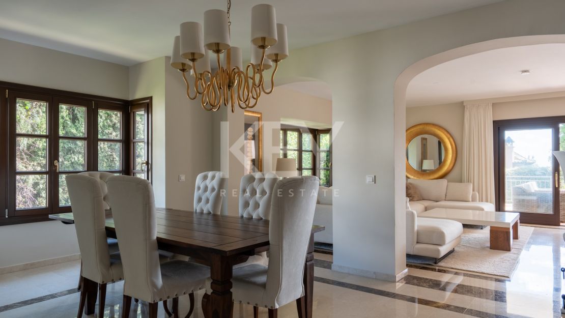 Magnificent Villa with Views in El Rosario, East Marbella