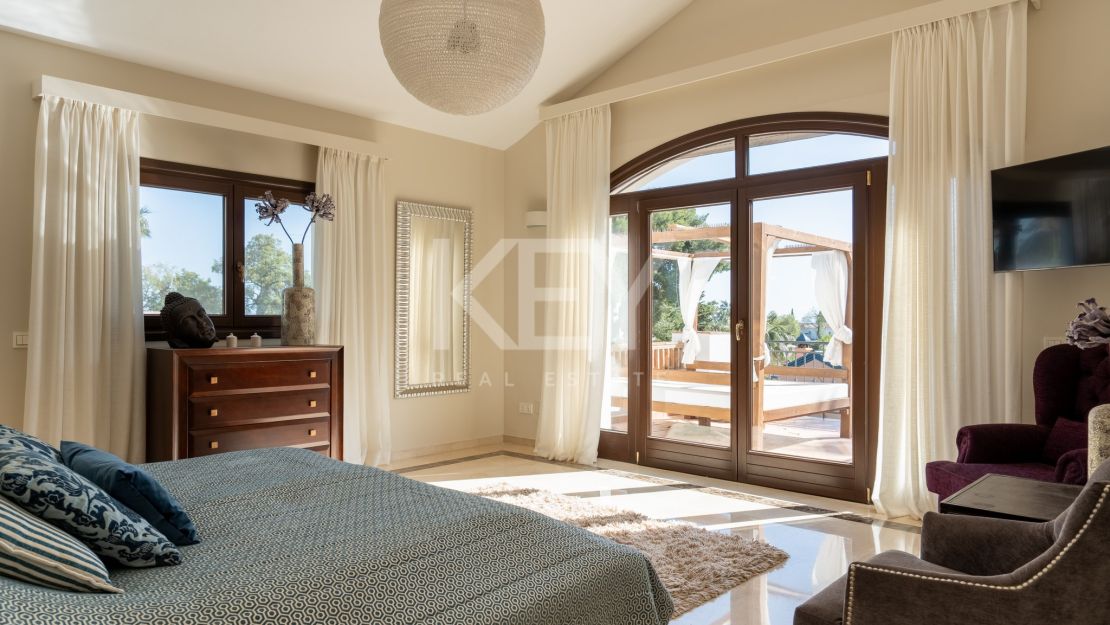 Magnificent Villa with Views in El Rosario, East Marbella