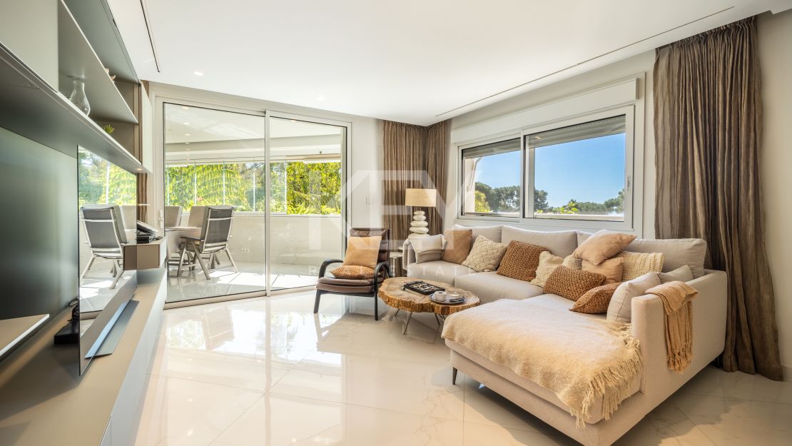 Renovated Beachside Apartment for Sale on Marbella Golden Mile