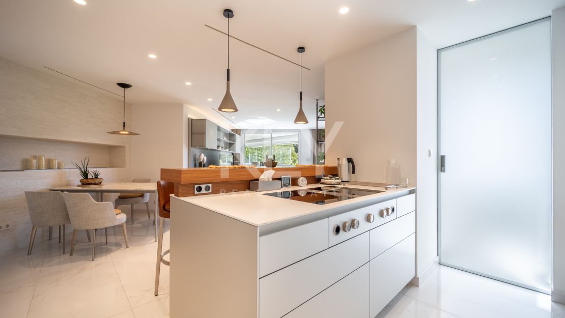 Renovated Beachside Apartment for Sale on Marbella Golden Mile