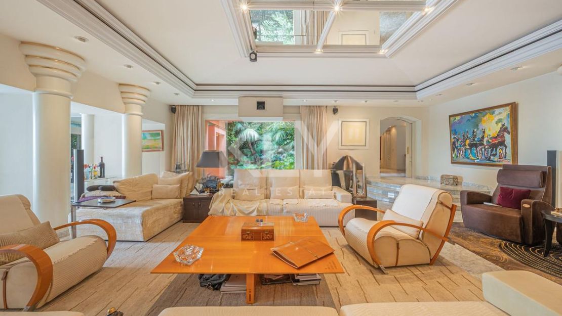 Timeless Mediterranean Villa for Sale in Nagüeles, Marbella Golden Mile