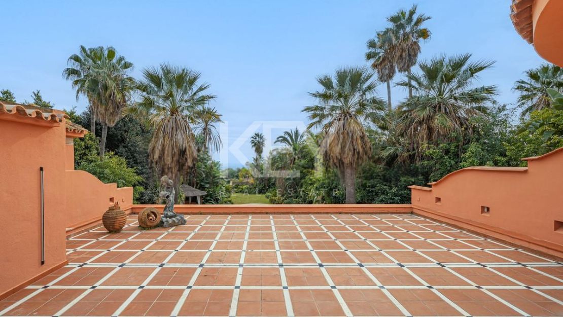 Timeless Mediterranean Villa for Sale in Nagüeles, Marbella Golden Mile
