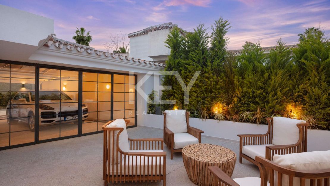 Stunning Luxury Villa with open views in Nueva Andalucia, Marbella