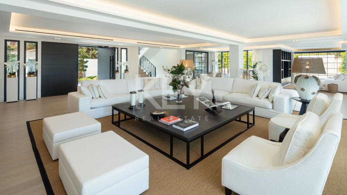 Stunning Luxury Villa with open views in Nueva Andalucia, Marbella