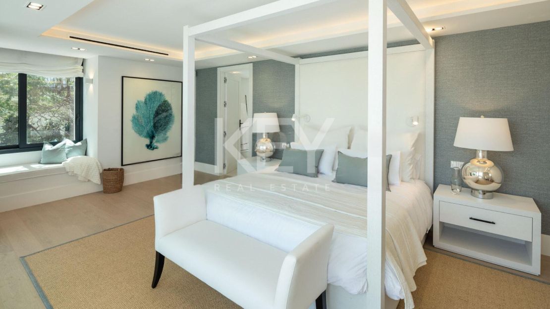 Stunning Luxury Villa with open views in Nueva Andalucia, Marbella