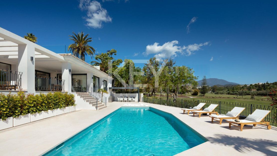 Stunning Luxury Villa with open views in Nueva Andalucia, Marbella