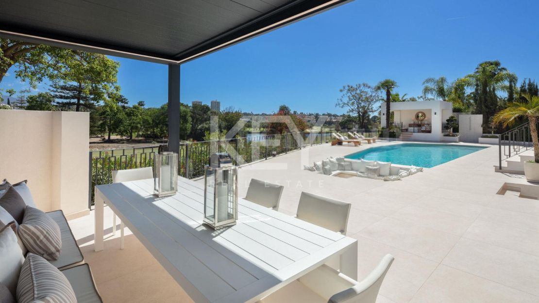 Stunning Luxury Villa with open views in Nueva Andalucia, Marbella