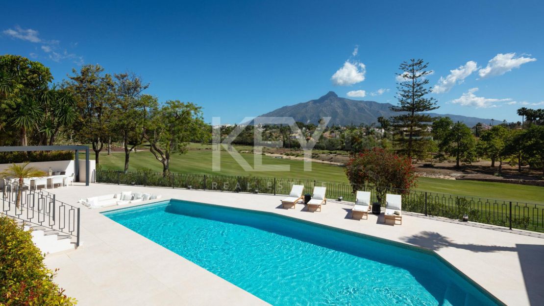 Stunning Luxury Villa with open views in Nueva Andalucia, Marbella