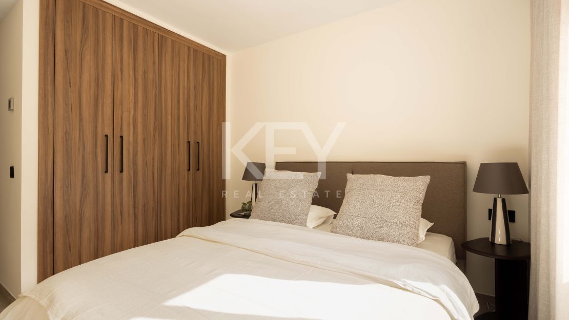 Luxury Renovated Apartment for Sale in Nueva Andalucía, Marbella