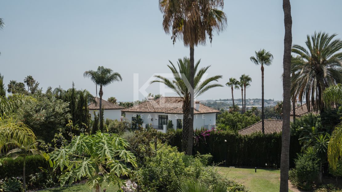 Renovated Garden Duplex for Sale in Los Naranjos Golf, Nueva Andalucía, Marbella