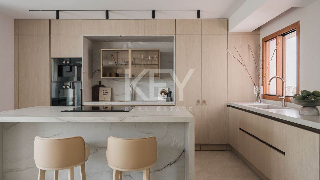 Renovated Garden Duplex for Sale in Los Naranjos Golf, Nueva Andalucía, Marbella