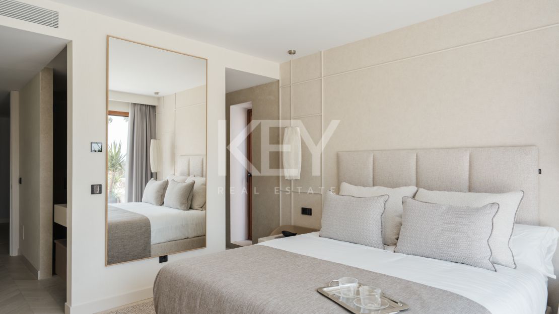 Renovated Garden Duplex for Sale in Los Naranjos Golf, Nueva Andalucía, Marbella