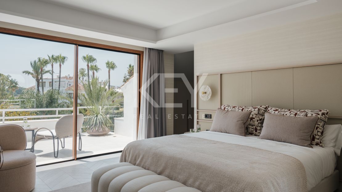 Renovated Garden Duplex for Sale in Los Naranjos Golf, Nueva Andalucía, Marbella