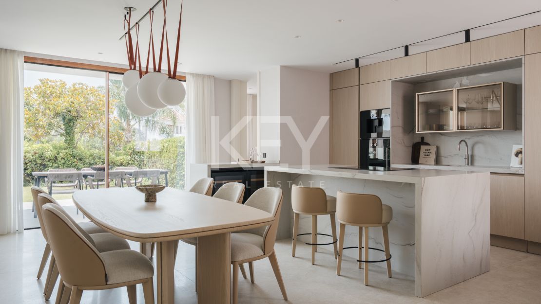 Renovated Garden Duplex for Sale in Los Naranjos Golf, Nueva Andalucía, Marbella