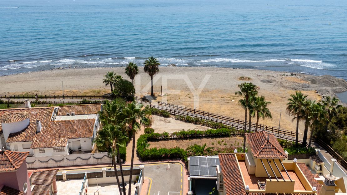 Beachside Villa for Sale in Cortijo Blanco, Marbella