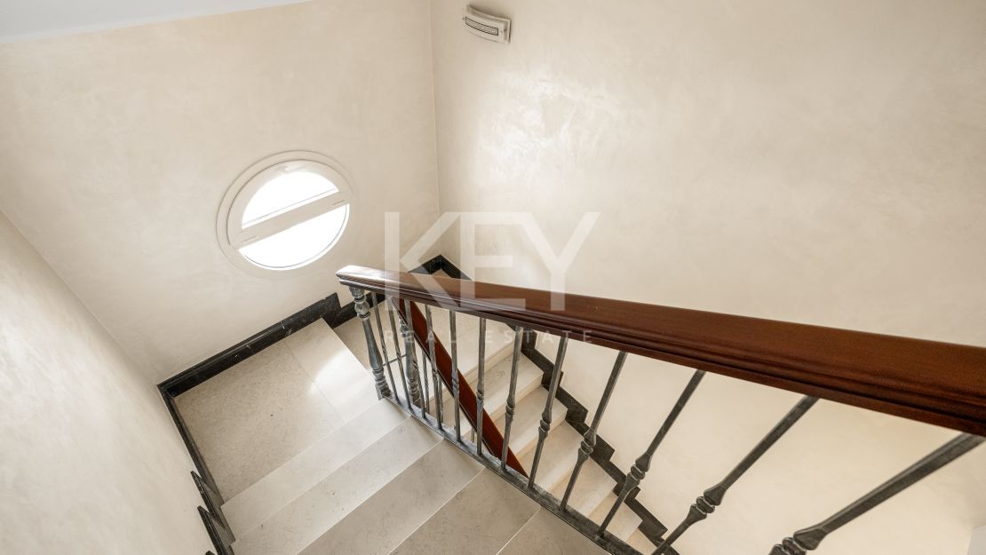 Beachside Villa for Sale in Cortijo Blanco, Marbella