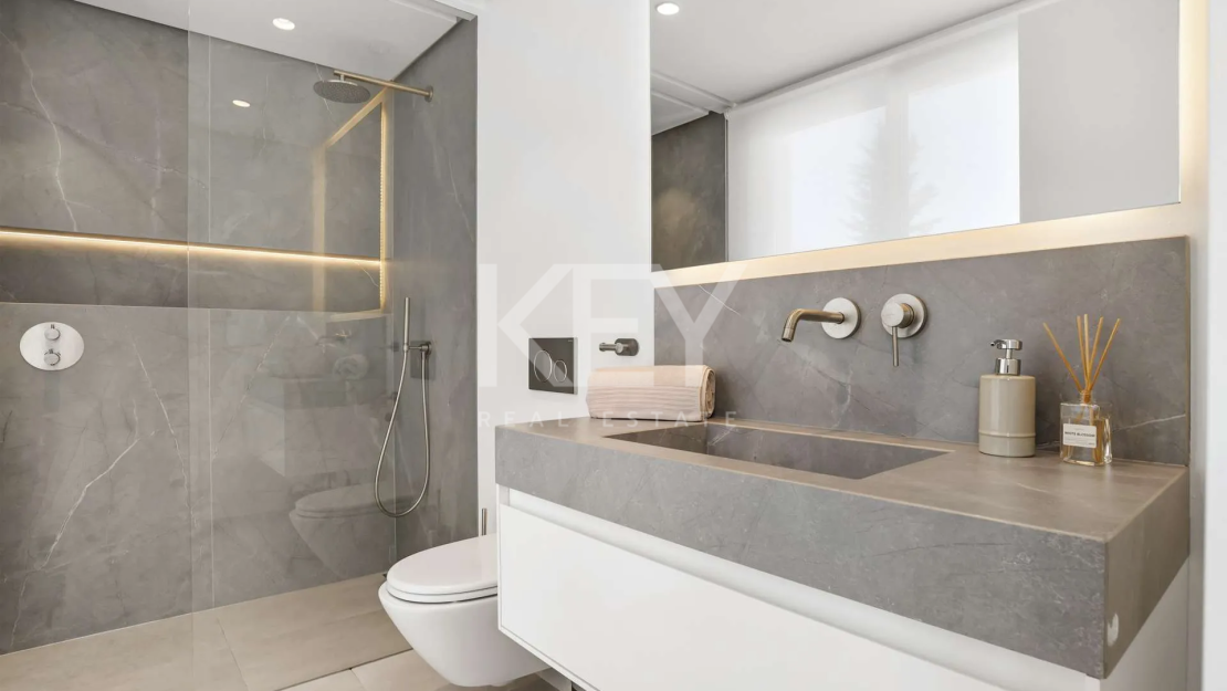 Luxury Villa for Sale in La Cerquilla, Nueva Andalucía, Marbella