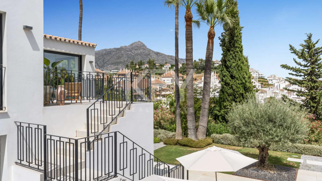 Luxury Villa for Sale in La Cerquilla, Nueva Andalucía, Marbella