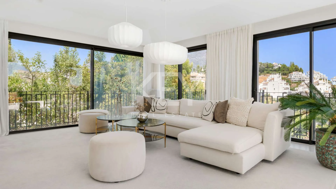 Luxury Villa for Sale in La Cerquilla, Nueva Andalucía, Marbella