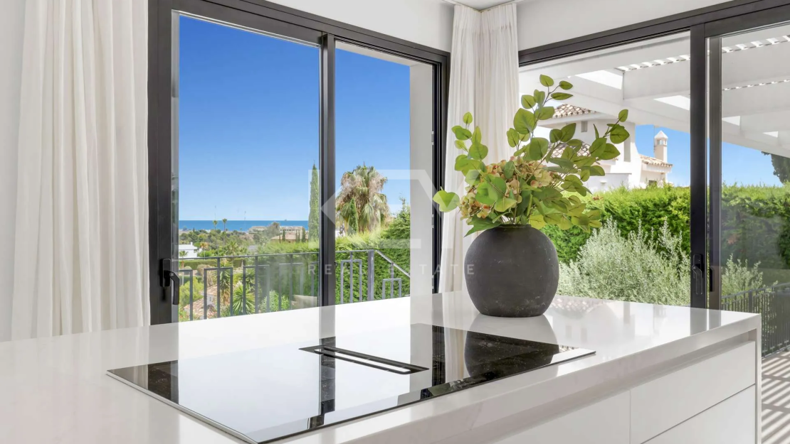Luxury Villa for Sale in La Cerquilla, Nueva Andalucía, Marbella