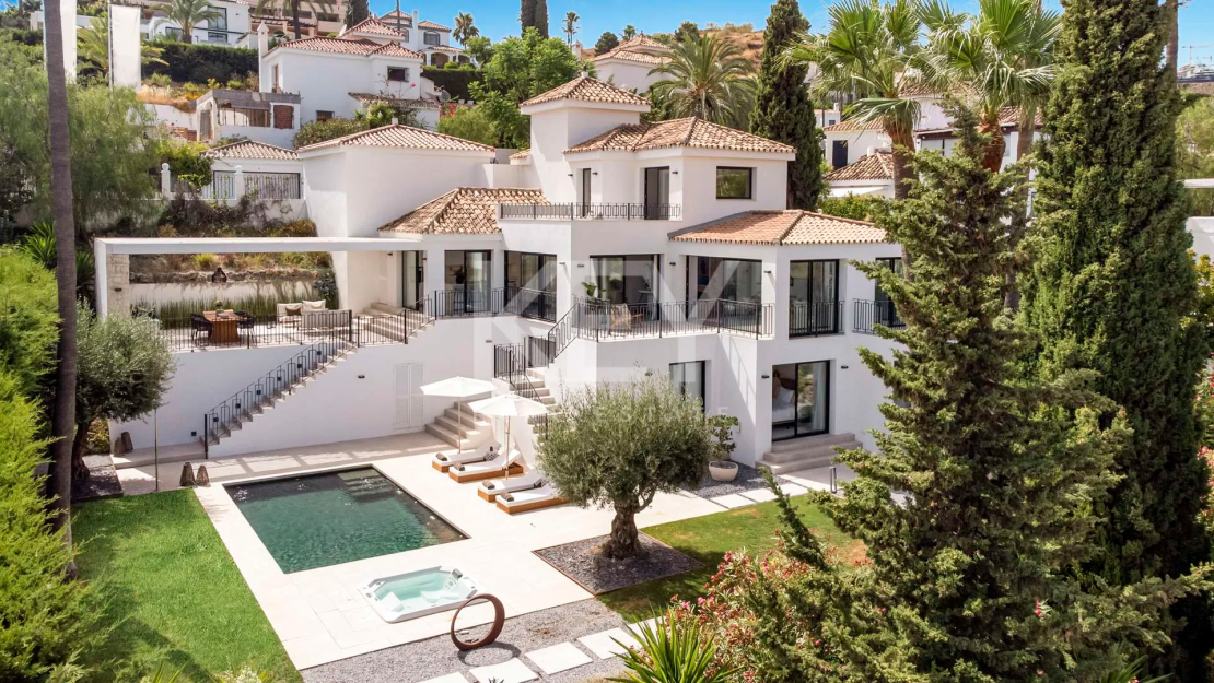 Luxury Villa for Sale in La Cerquilla, Nueva Andalucía, Marbella