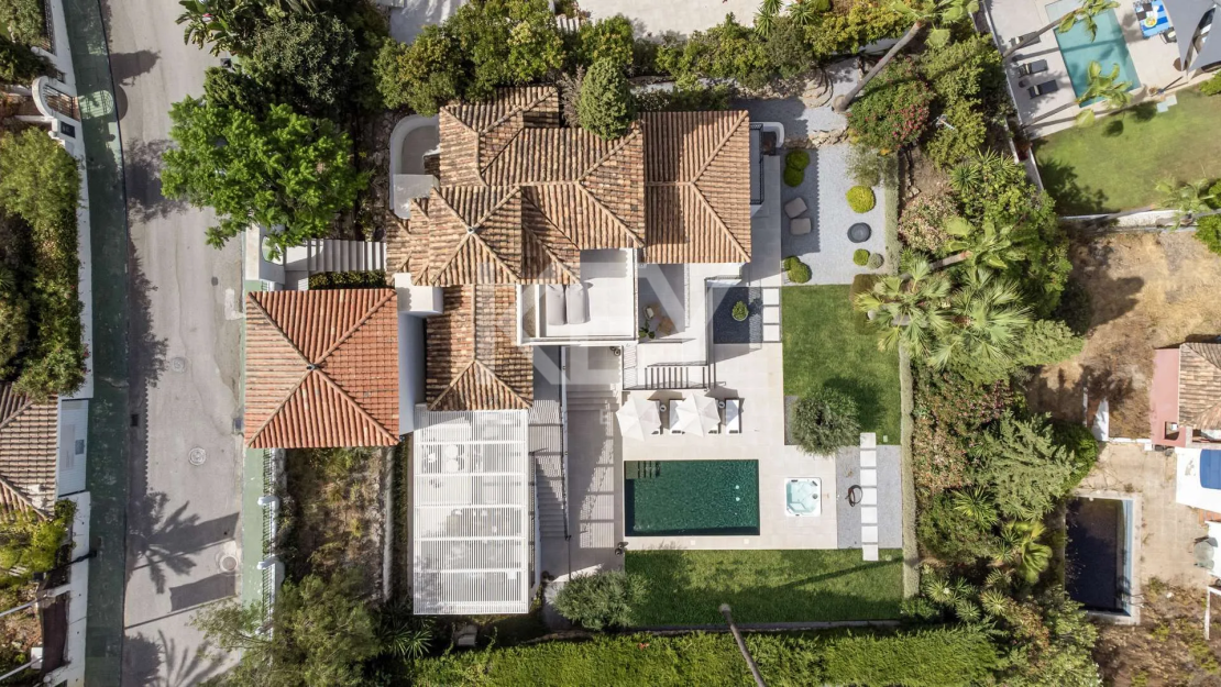 Luxury Villa for Sale in La Cerquilla, Nueva Andalucía, Marbella