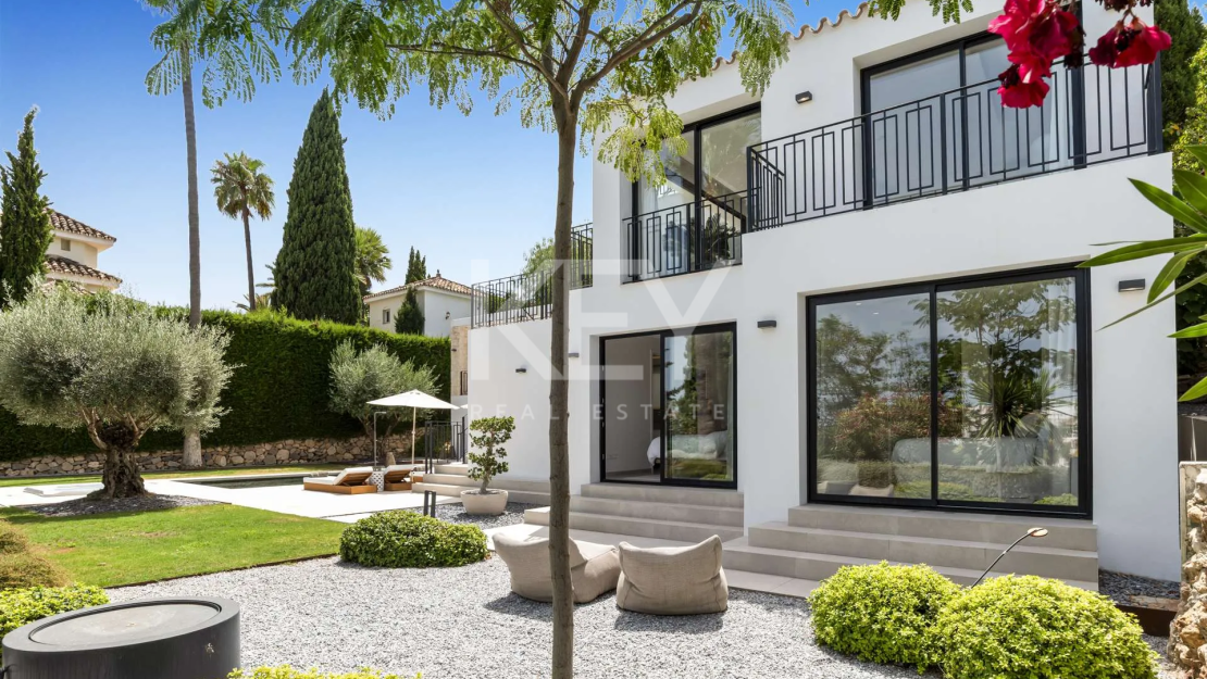Luxury Villa for Sale in La Cerquilla, Nueva Andalucía, Marbella
