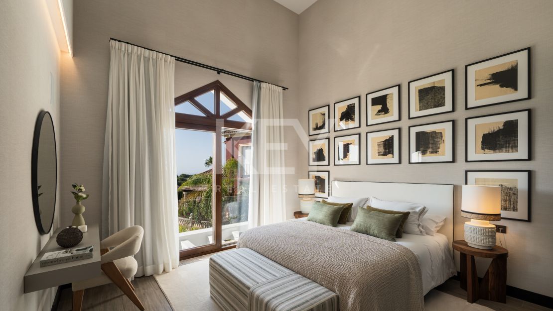 Villa Nueva de Lujo en Venta en El Herrojo, Benahavís