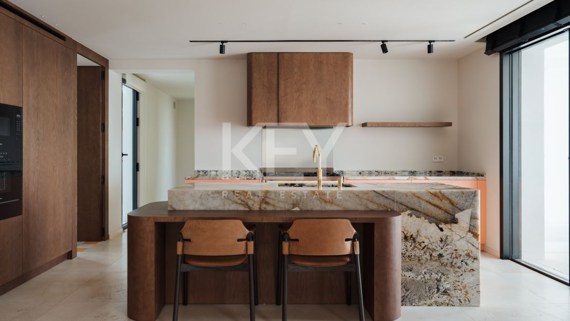 Luxury Villa for Sale in El Madroñal, Benahavís