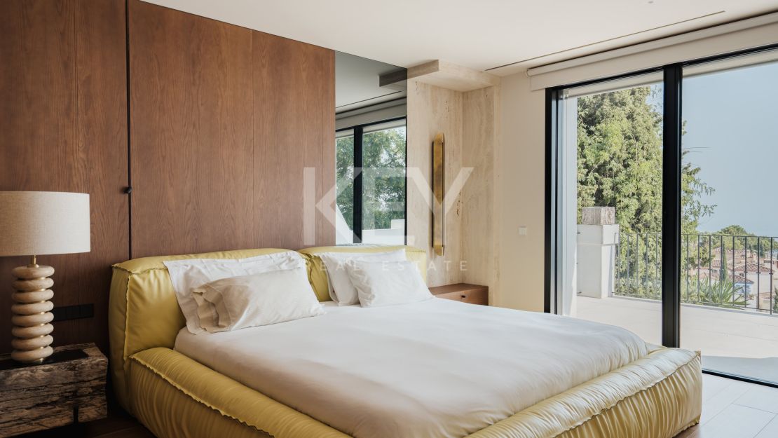Luxury Villa for Sale in El Madroñal, Benahavís