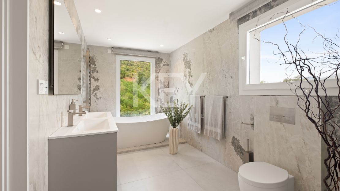 Luxury Villa with Panoramic Sea Views for Sale in La Mairena, Marbella