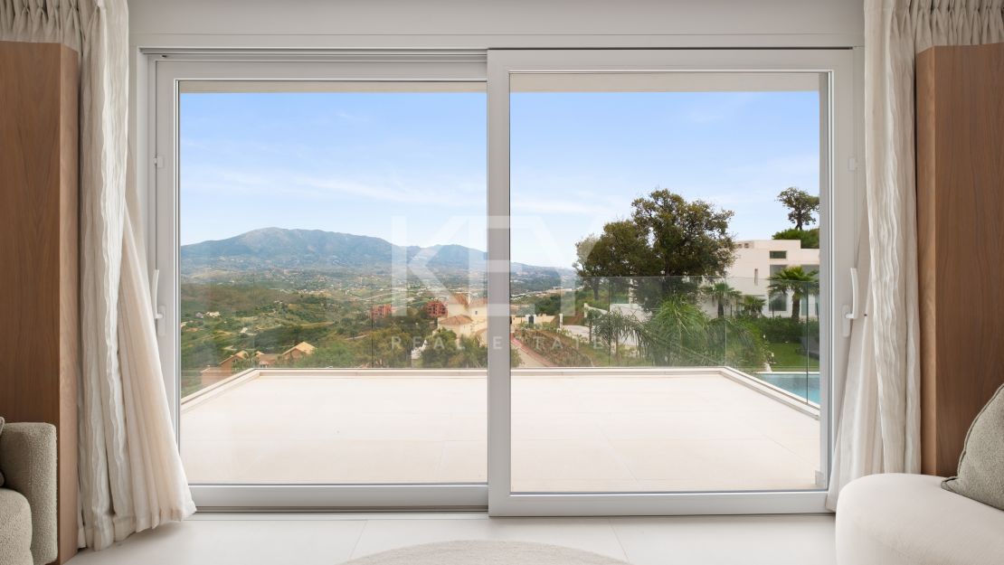 Luxury Villa with Panoramic Sea Views for Sale in La Mairena, Marbella