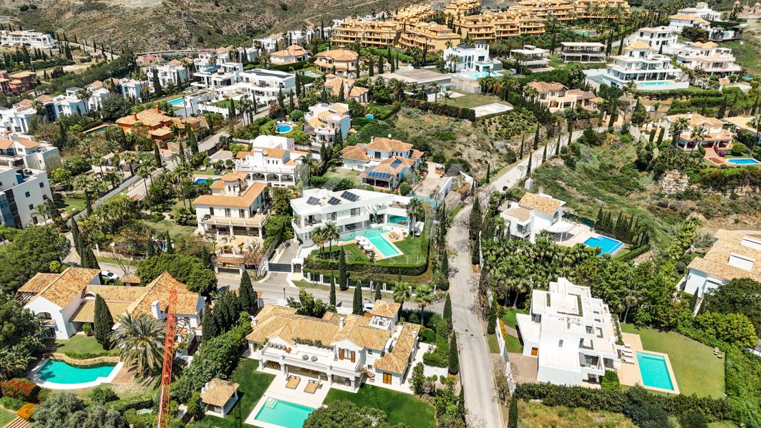 Amazing Villa wth Panoramic Sea Views in Los Flamingos, Marbella