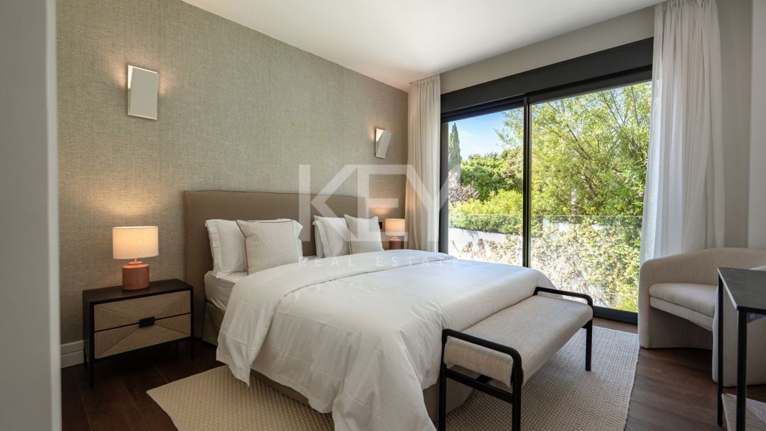 Amazing Villa wth Panoramic Sea Views in Los Flamingos, Marbella