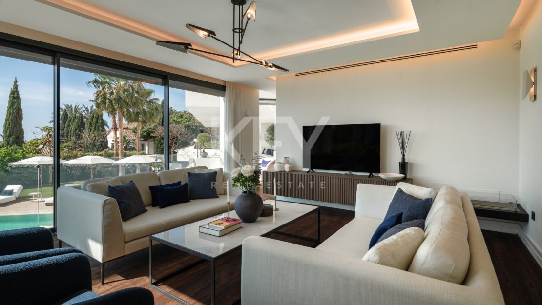 Amazing Villa wth Panoramic Sea Views in Los Flamingos, Marbella