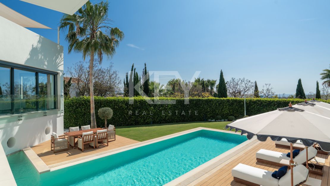 Amazing Villa wth Panoramic Sea Views in Los Flamingos, Marbella