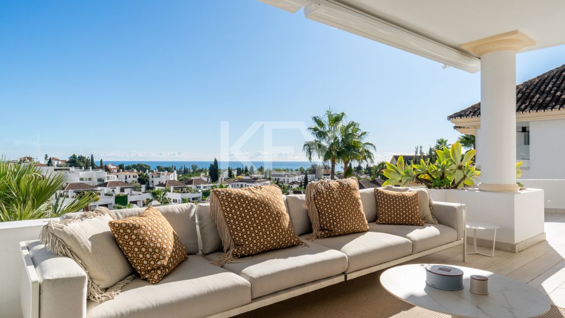 Renovated Duplex Penthouse for Sale in Monte Paraíso, Marbella Golden Mile