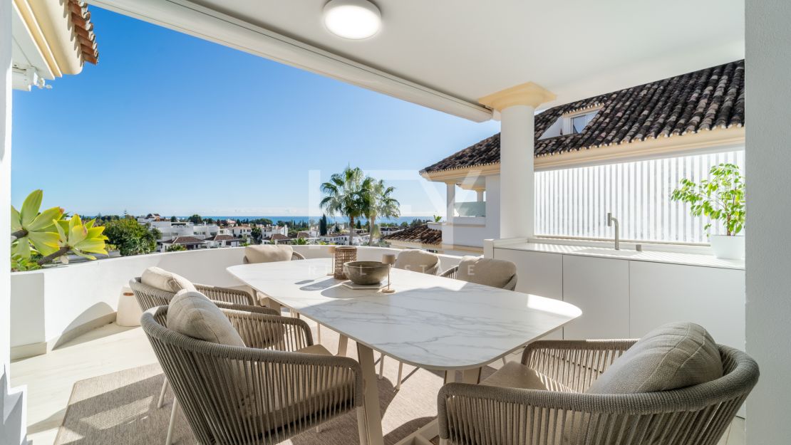 Renovated Duplex Penthouse for Sale in Monte Paraíso, Marbella Golden Mile