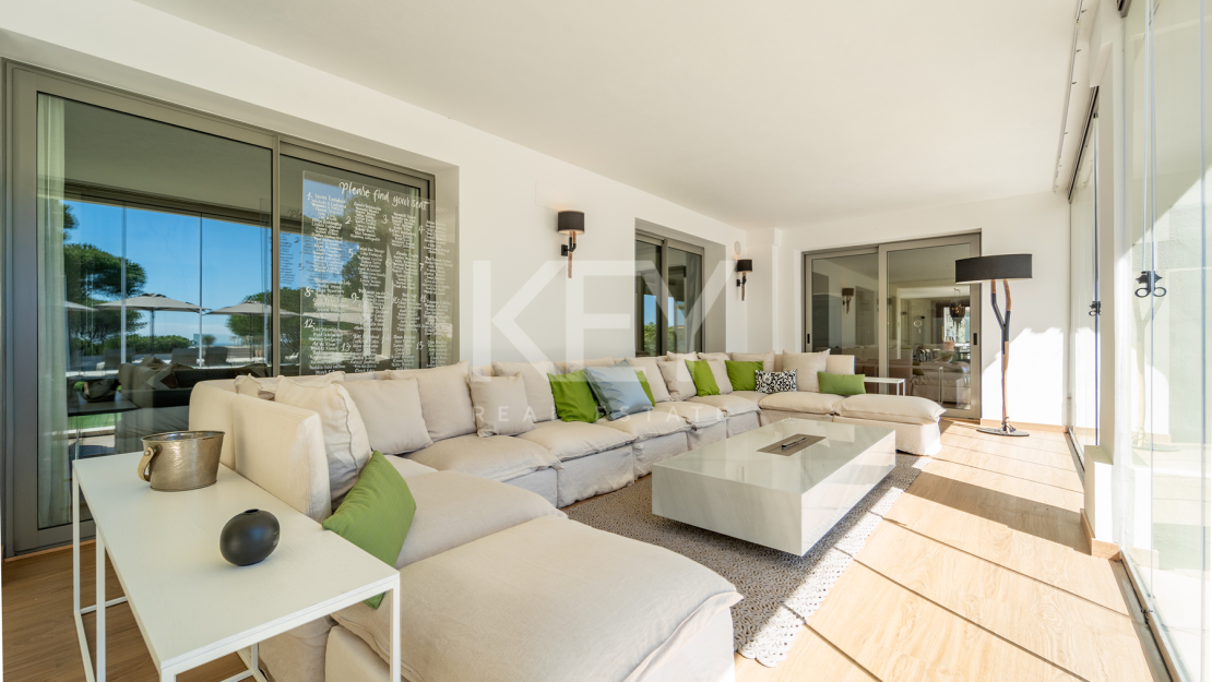 Luxury Villa with Panoramic Sea and Golf Views for Sale in Sotogrande
