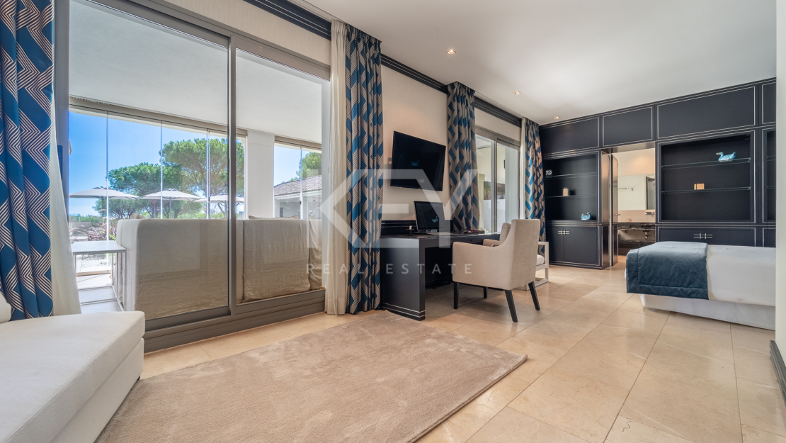 Luxury Villa with Panoramic Sea and Golf Views for Sale in Sotogrande