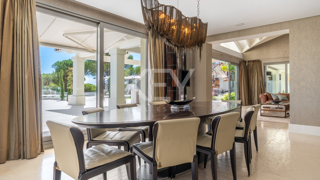 Luxury Villa with Panoramic Sea and Golf Views for Sale in Sotogrande