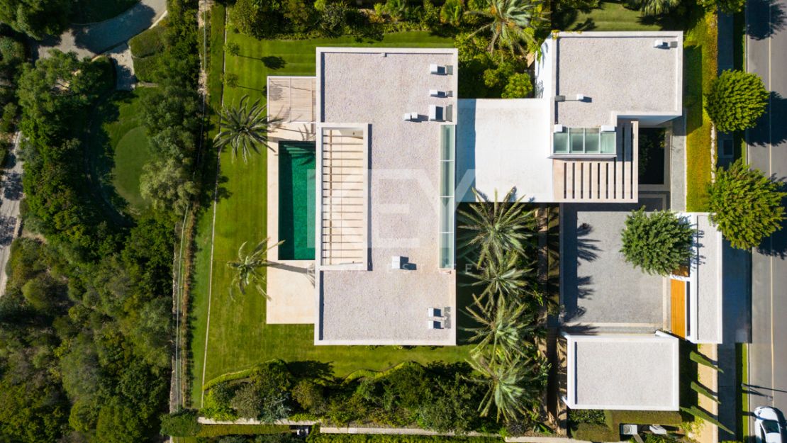 Frontline Golf Villa With Sea Views In Finca Cortesin, Casares