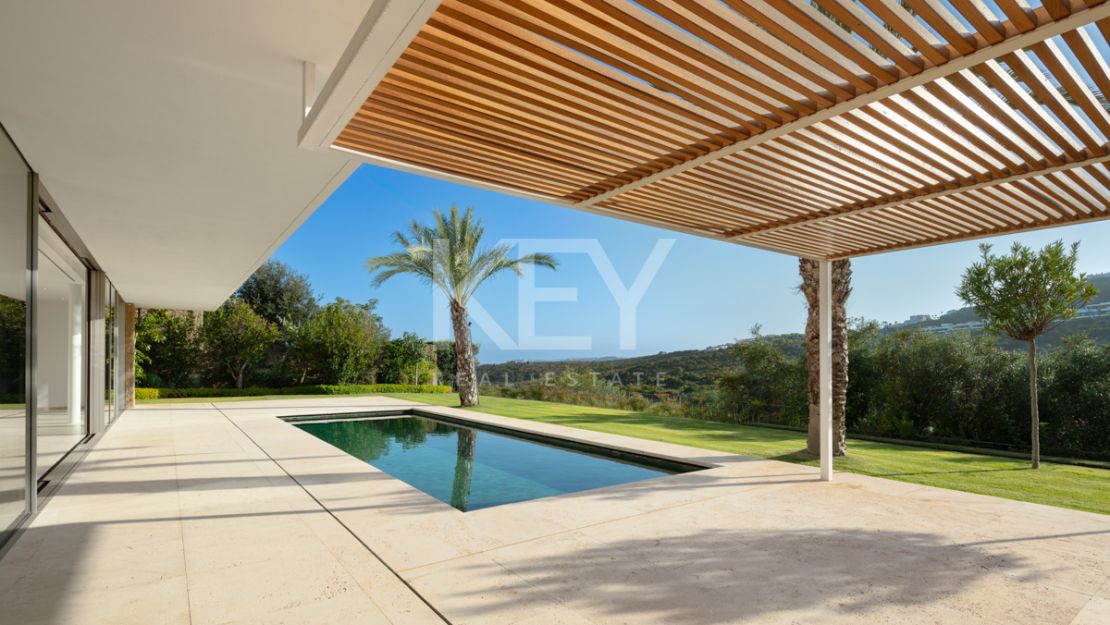 Frontline Golf Villa With Sea Views In Finca Cortesin, Casares