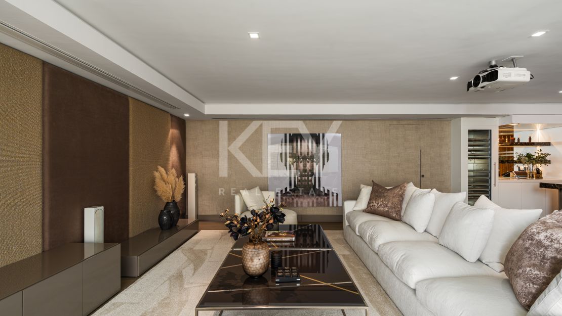 Villa de Lujo con Vistas al Mar y Spa Privado en Alquiler en Puente Romano, Marbella