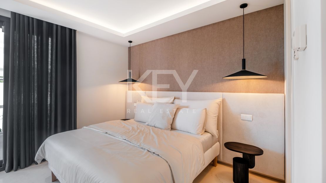 Современная вилла с частным спа, тренажерным залом и кинотеатром в Эль Параисо, Эстепона