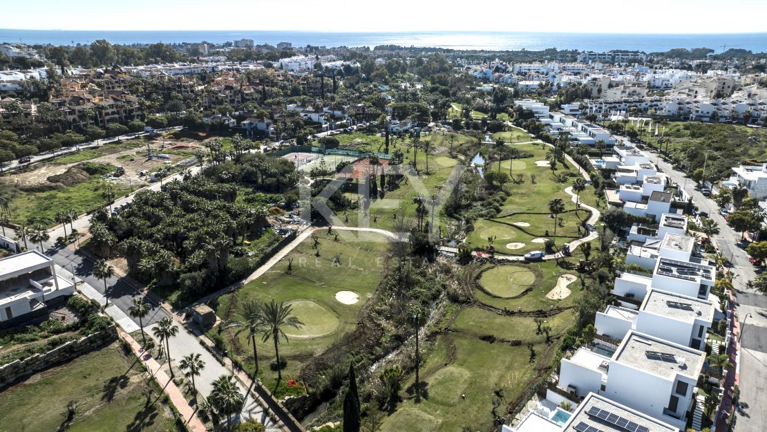 Дизайнерская вилла с членством в частном клубе в Эль Кампанарио, Марбелья